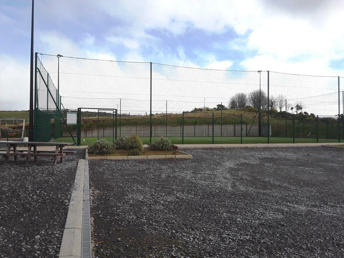 Хостел The Bluestack Centre Donegal Town Екстер'єр фото