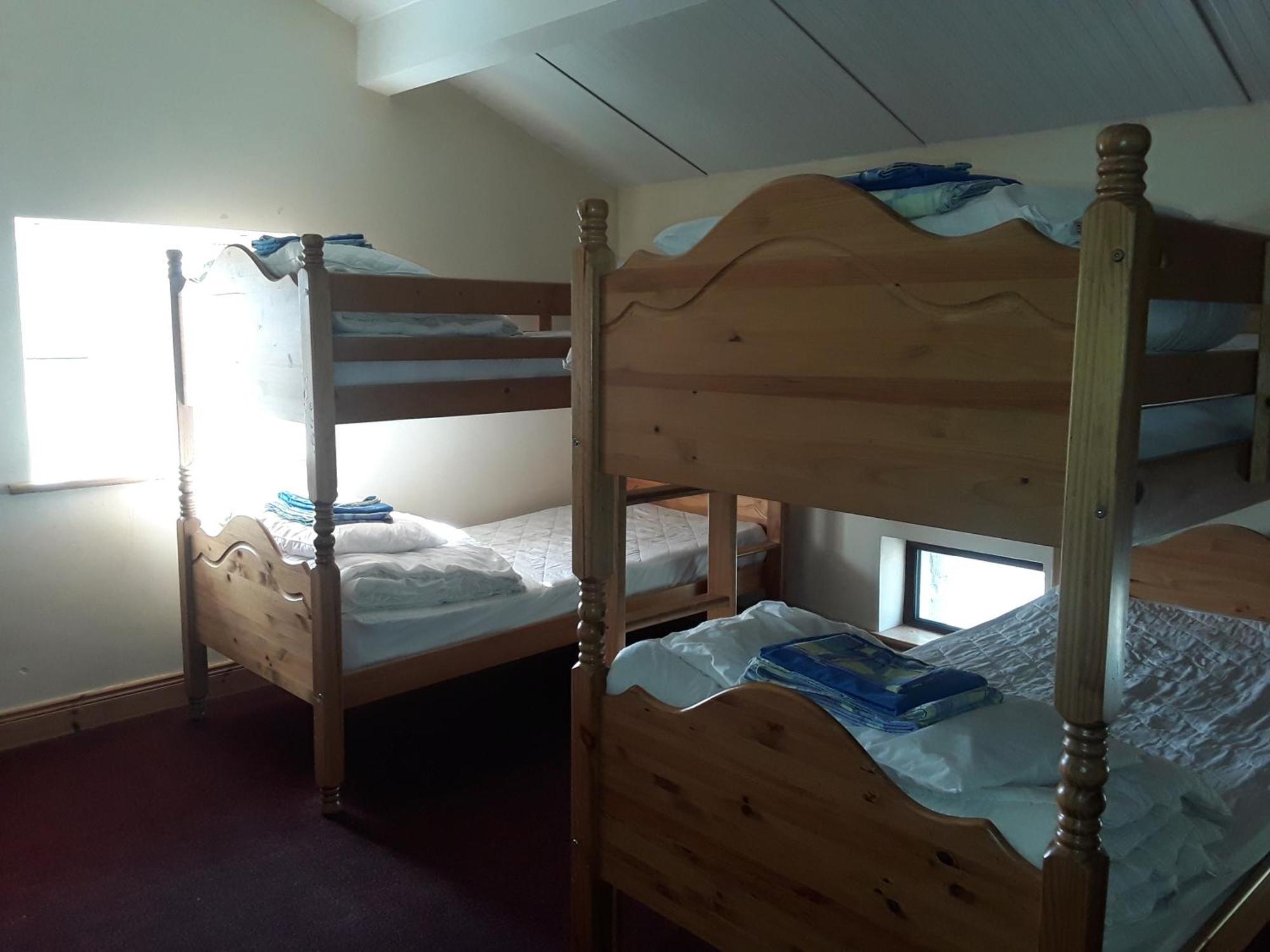 Хостел The Bluestack Centre Donegal Town Екстер'єр фото