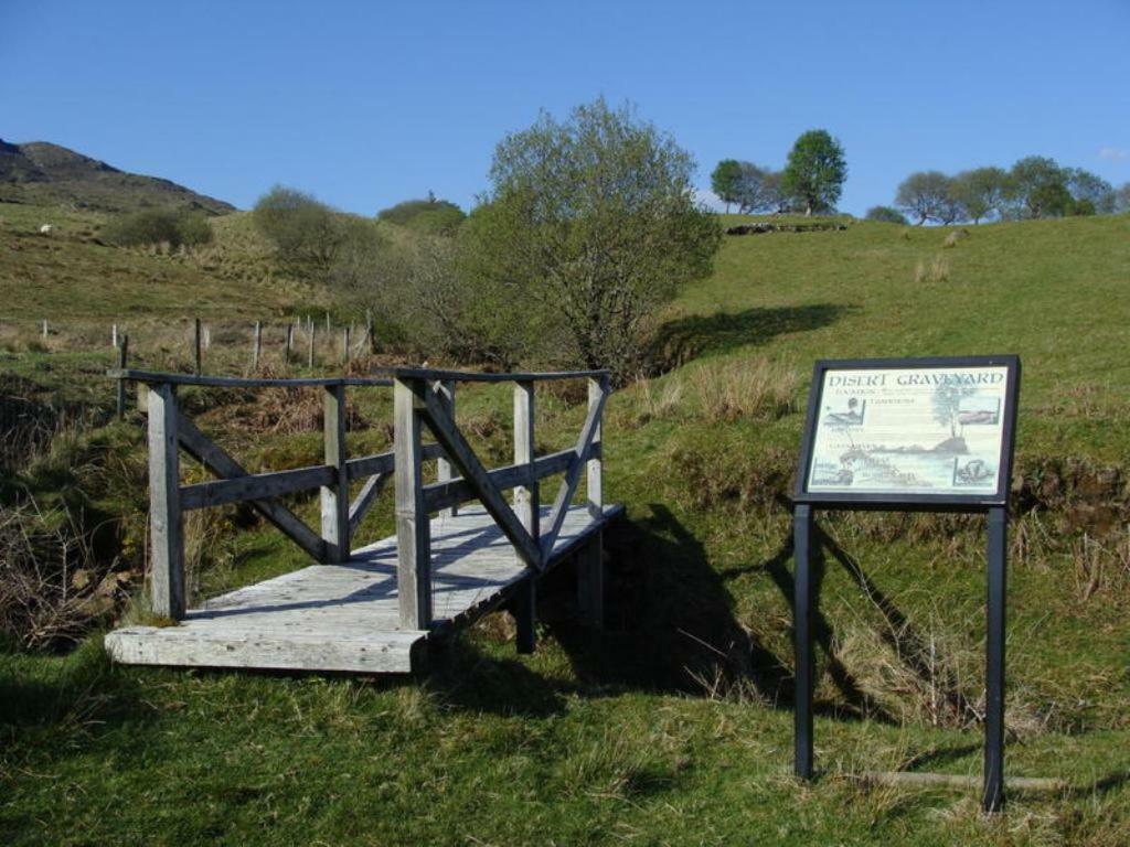 Хостел The Bluestack Centre Donegal Town Екстер'єр фото